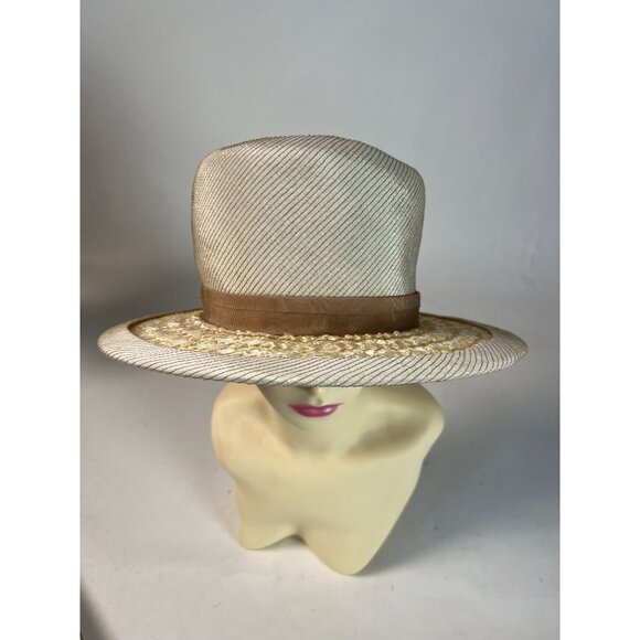 Vintage Terry B. Womens Straw Hat With Paisley Lining & Ribbon Detail main image 4
